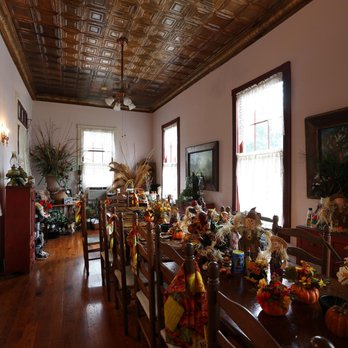 Au Bayou Teche Bed and Breakfast - Hotels Near Me - Breaux Bridge, Louisiana Au Bayou Teche Bed and Breakfast - Hotels Near Me - Breaux Bridge, Louisiana