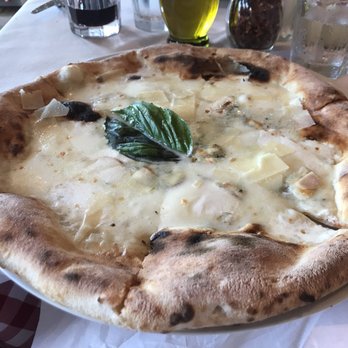 La Trattoria - Quattro Formaggio - Pizza Near Me - Naples, Florida