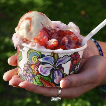 Rockas Bing - a hand holding a cup of ice cream - Food Trucks Near Me - Laie, Hawaii Rockas Bing - a hand holding a cup of ice cream - Food Trucks Near Me - Laie, Hawaii