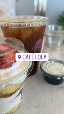 Café Lola by null