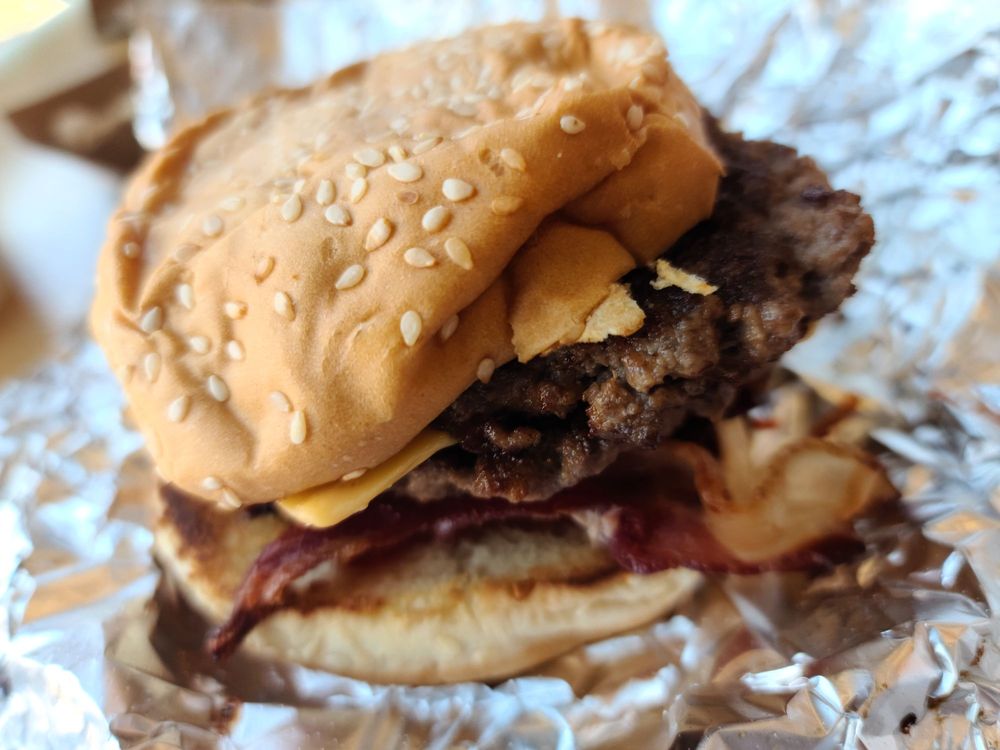 FIVE GUYS Updated June 2024 21 Photos & 28 Reviews 570 Zang St