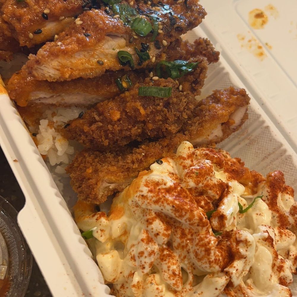 Shootz - kimchi butter katsu chicken with mac salad and rice - Hawaiian Near Me - Stanton, California