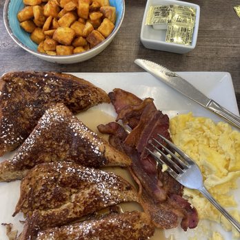 AmeriBrunch Cafe - French toast breakfast - Breakfast & Brunch Near Me - Las Vegas, Nevada AmeriBrunch Cafe - French toast breakfast - Breakfast & Brunch Near Me - Las Vegas, Nevada