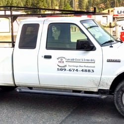 Cascade Door - Support truck.