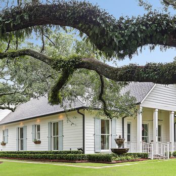 Leslie Doyle-RE/MAX Real Estate Group - Free Professional Photos for Marketing your Home - Real Estate Agents Near Me - Baton Rouge, Louisiana Leslie Doyle-RE/MAX Real Estate Group - Free Professional Photos for Marketing your Home - Real Estate Agents Near Me - Baton Rouge, Louisiana