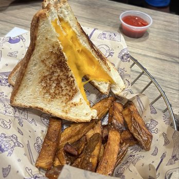 Rock'n Dough - Kids Grilled Cheese (3PD) - Pizza Near Me - Nashville, Tennessee