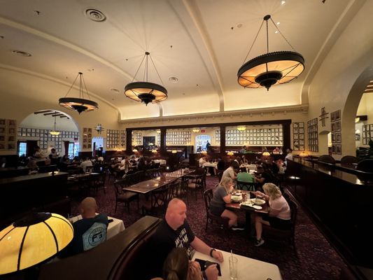The Hollywood Brown Derby by null