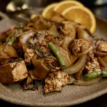 Nour Thai Kitchen - Thai Near Me - Oakland Park, Florida