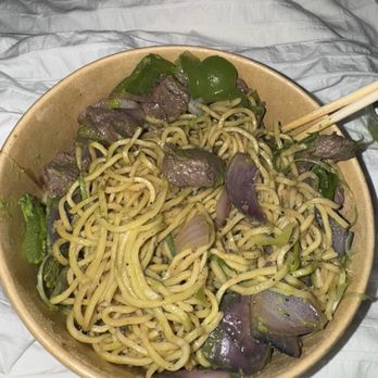 Bone & Broth - bland garlic noodles - Vietnamese Near Me - Ontario, California