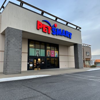PetSmart - Front entrance - Pet Stores Near Me - Broken Arrow, Oklahoma