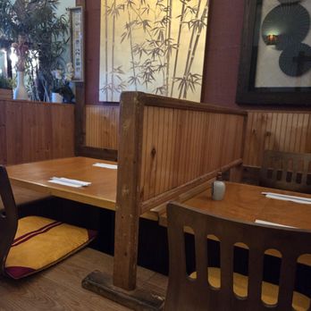 Midori Sushi - A couple of traditional low tables - Japanese Near Me - Austin, Texas