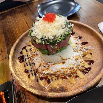Maguro - Sushi Bars Near Me - Brookline, Massachusetts