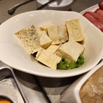 Haidilao Hot Pot - Chinese Near Me - Toronto, Ontario Haidilao Hot Pot - Chinese Near Me - Toronto, Ontario