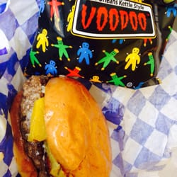 Crest Gourmet - A burger foodie's dream!!