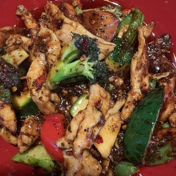 Shanghai On Elm - Sweet Basil - Asian Fusion Near Me - Cincinnati, Ohio
