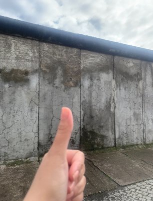 Berliner Mauer by null
