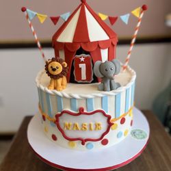 Cake Niche - Taken right before cake delivery