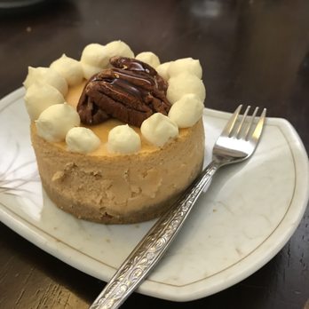 Tiny Pyramid - Pumpkin Cheesecake - Cafes Near Me - Honolulu, Hawaii