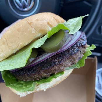 Estrella's Montreal Deli & Cafe - Yummy Burger - Delis Near Me - Langley, British Columbia Estrella's Montreal Deli & Cafe - Yummy Burger - Delis Near Me - Langley, British Columbia