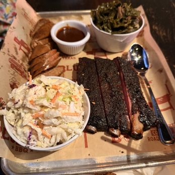 Bludso's BBQ - 2 Meats 2 Sides (ribs and chicken sausage) - Barbeque Near Me - Los Angeles, California