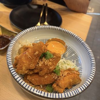 Manaao - Chicks - Thai Near Me - Tustin, California