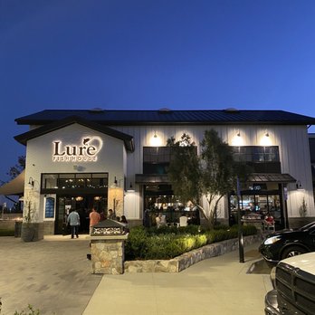 Lure Fish House - Seafood Near Me - Porter Ranch, California
