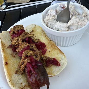 Flyover Brewing Company - Brat - Breweries Near Me - Scottsbluff, Nebraska
