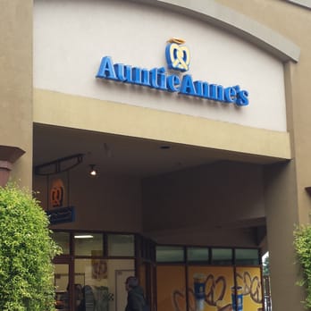 Auntie Anne's - the entrance to the store - Fast Food Near Me - Woodburn, Oregon Auntie Anne's - the entrance to the store - Fast Food Near Me - Woodburn, Oregon