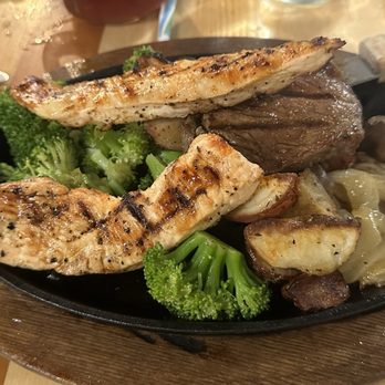 Campfire Grill - Three Creeks Sampler (Chicken substituted for Shrimp) - American Near Me - Mc Gaheysville, Virginia Campfire Grill - Three Creeks Sampler (Chicken substituted for Shrimp) - American Near Me - Mc Gaheysville, Virginia