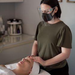 Hand and Hollow Skincare