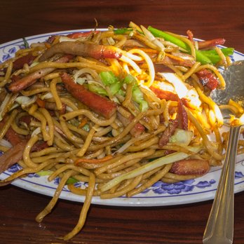 Mandarin Canton Restaurant - Bbq pork lo mein - Chinese Near Me - Chula Vista, California