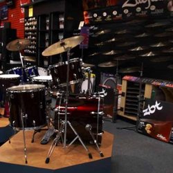 Rick's Music World - Drums & percussion