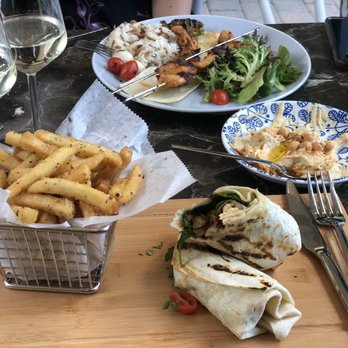 Lulu Mediterranean - Chicken shish and hummus - Mediterranean Near Me - Edgewater, New Jersey