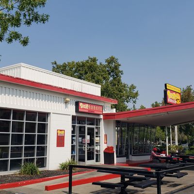 Suzie Burger by null