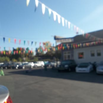 Reyes Auto Sales - Car Dealers Near Me - Holyoke, Massachusetts Reyes Auto Sales - Car Dealers Near Me - Holyoke, Massachusetts