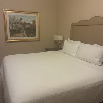 Union League Club - Nice bed. - Venues & Event Spaces Near Me - Chicago, Illinois Union League Club - Nice bed. - Venues & Event Spaces Near Me - Chicago, Illinois