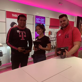 T-Mobile - Mobile Phones Near Me - Pompano Beach, Florida T-Mobile - Mobile Phones Near Me - Pompano Beach, Florida