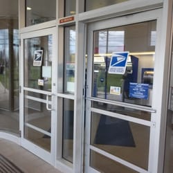 US Post Office - The entrance....