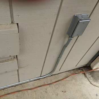 Wighton's - Electrical conduit linking electrical outlet to split system, installed by Usilton Electric. - Heating & Air Conditioning/HVAC Near Me - San Luis Obispo, California Wighton's - Electrical conduit linking electrical outlet to split system, installed by Usilton Electric. - Heating & Air Conditioning/HVAC Near Me - San Luis Obispo, California