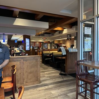Holy Cow - Dining room - Burgers Near Me - Alexandria, Virginia Holy Cow - Dining room - Burgers Near Me - Alexandria, Virginia