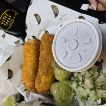 Vitos Tacos - Tacos Near Me - Las Vegas, Nevada