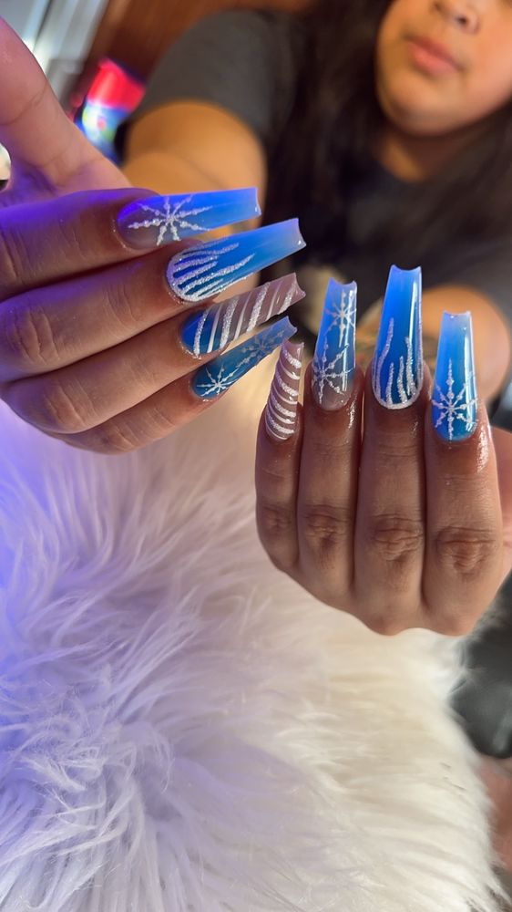 Nail Bar Logo