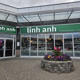 Exterior photo of Linh Anh - Richmond Hill, Ontario Exterior photo of Linh Anh - Richmond Hill, Ontario