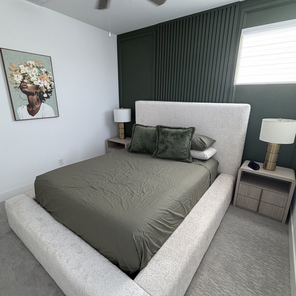 PN West Services - Accent wall in decorated guest bedroom - Carpenters Near Me PN West Services - Accent wall in decorated guest bedroom - Carpenters Near Me