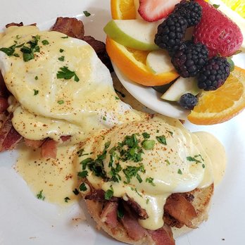 Vic's - Bacon eggs Benedict with a side of fruit - Breakfast & Brunch Near Me - Martinez, California Vic's - Bacon eggs Benedict with a side of fruit - Breakfast & Brunch Near Me - Martinez, California