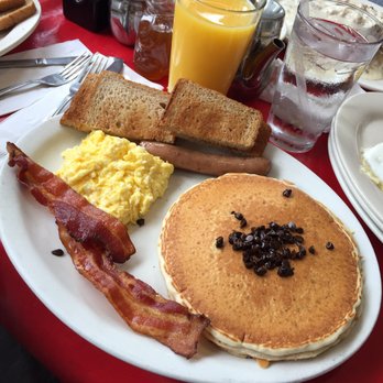 Maureen's Kitchen - Breakfast & Brunch Near Me - Smithtown, New York