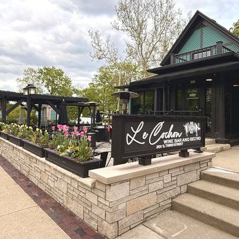 Le Cochon Wine Bar and Bistro - Wine Bars Near Me - Geneva, Illinois Le Cochon Wine Bar and Bistro - Wine Bars Near Me - Geneva, Illinois
