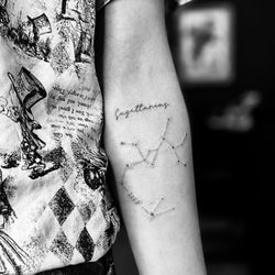 Kiss Kiss Tattoo