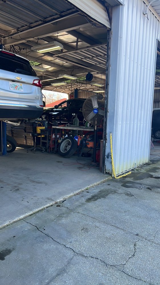 EVANS AUTO SALES Updated October 2024 33 Photos 1706 S Nova Rd