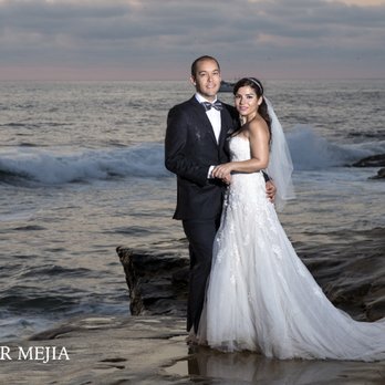 Victor Mejia - Fotografo de bodas en Baja California, México. - Session Photography Near Me - Tijuana, BCN